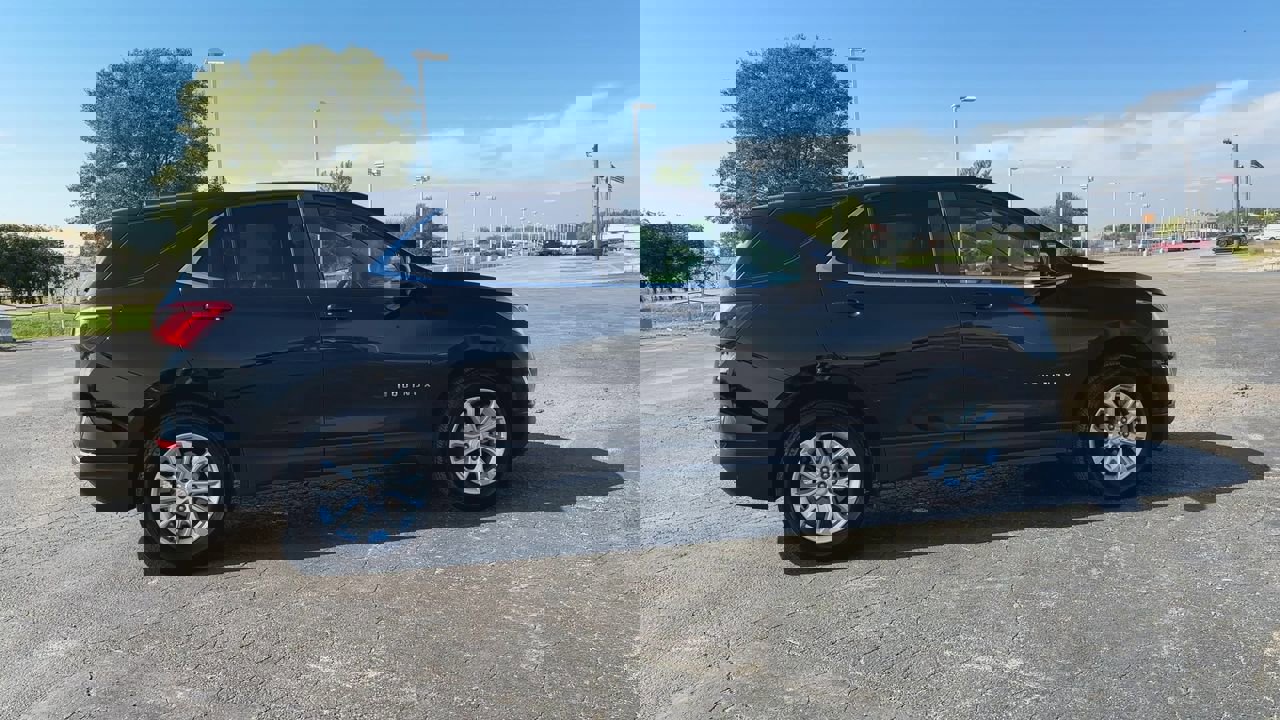 2021 Chevrolet Equinox LT photo 9