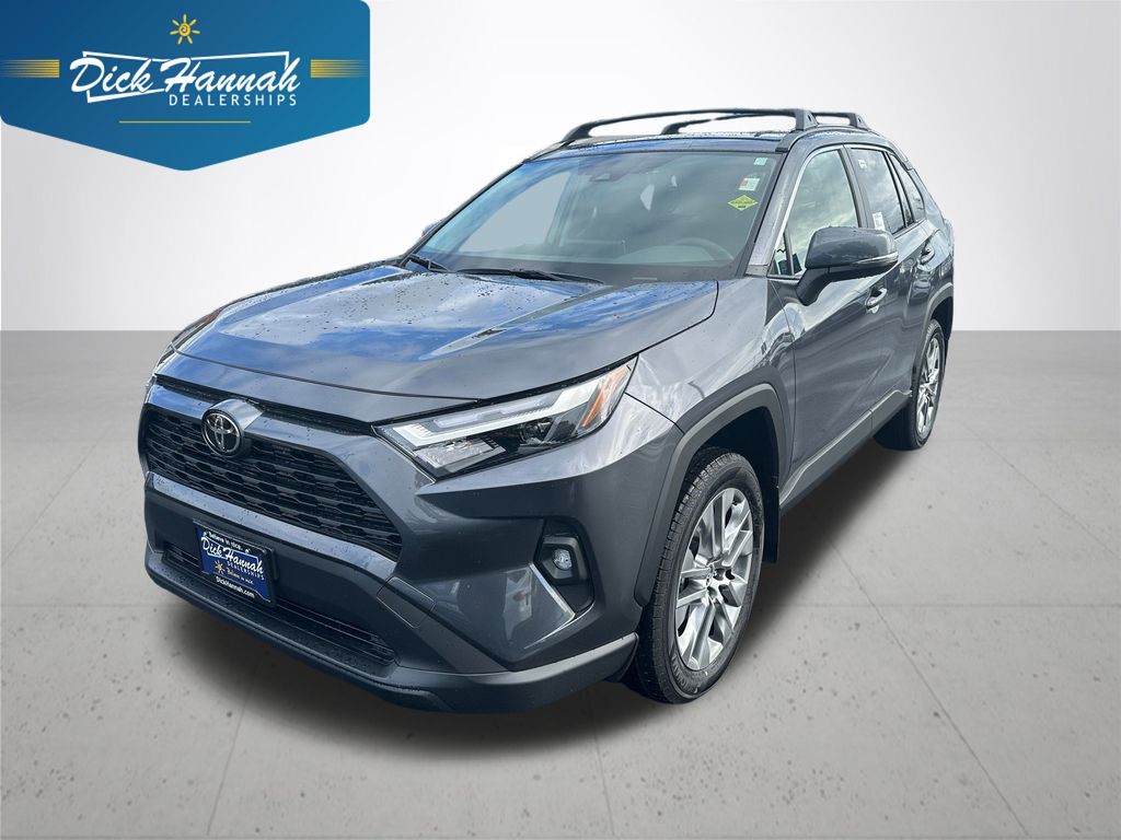 2025 Toyota RAV4 XLE Premium's photo