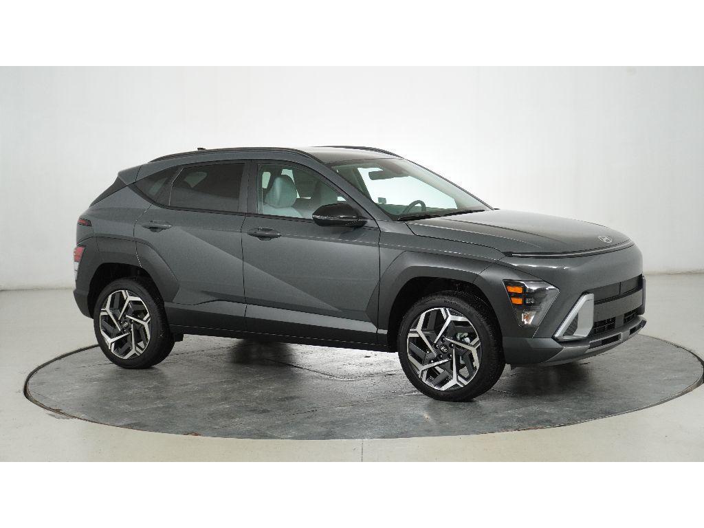 2026 Hyundai Kona SEL Premium's photo