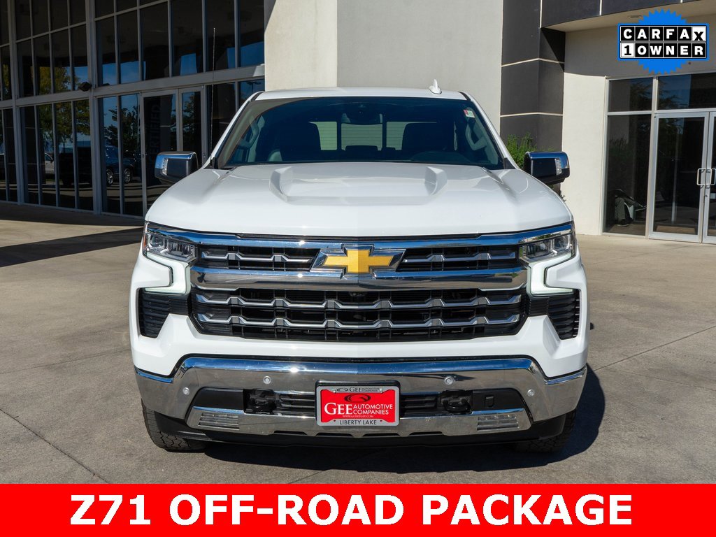 2023 Chevrolet Silverado 1500 LTZ photo 2