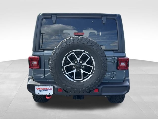2025 Jeep Wrangler Rubicon photo 5