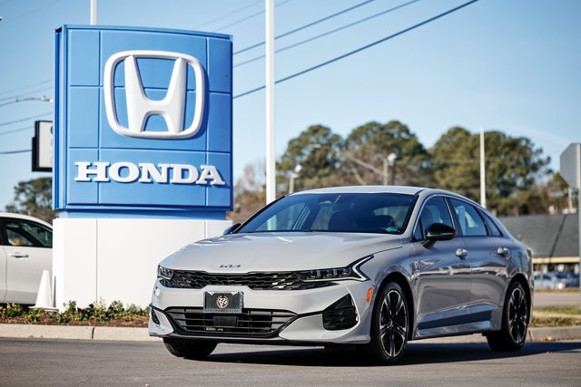 2024 Kia K5 GT-Line's photo