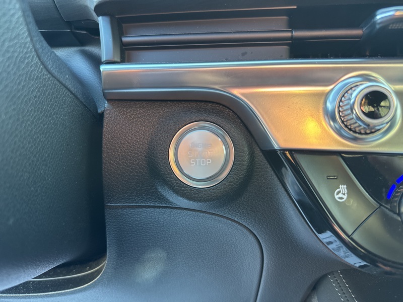 2025 Kia Telluride X-Line photo 13