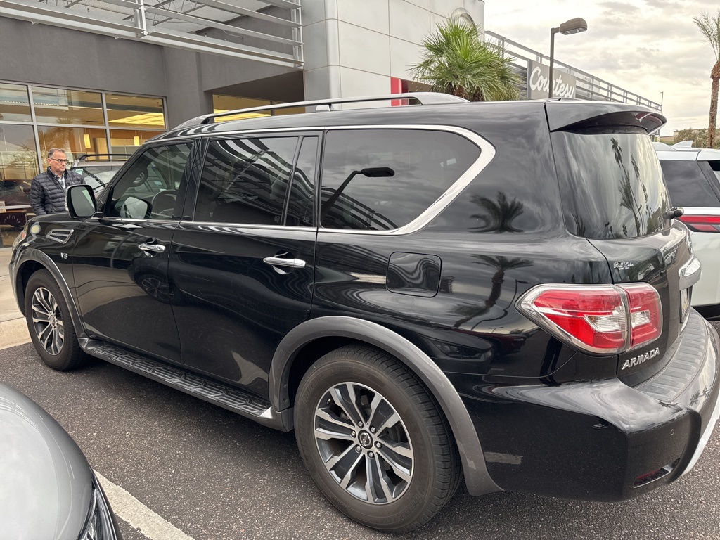 2018 Nissan Armada SL photo 2