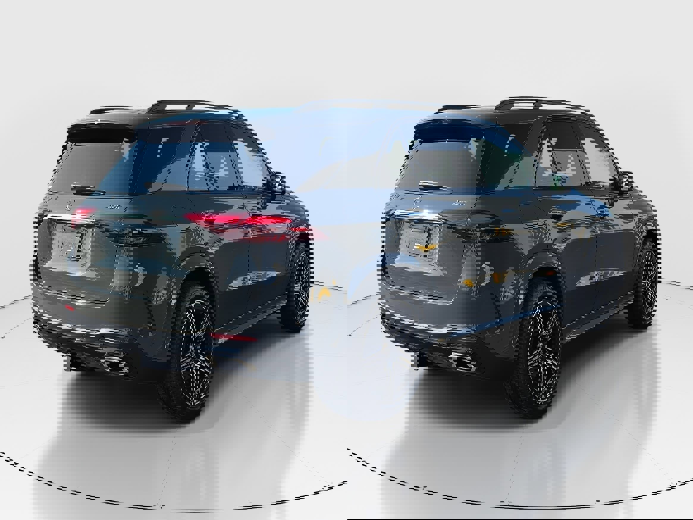 2026 Mercedes Benz GLE 350 4MATIC photo 3