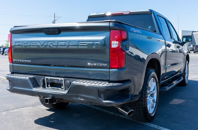 2020 Chevrolet Silverado 1500 Custom photo 3