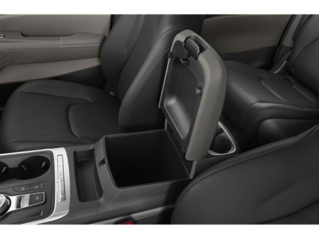 2026 Kia Carnival LXS photo 12