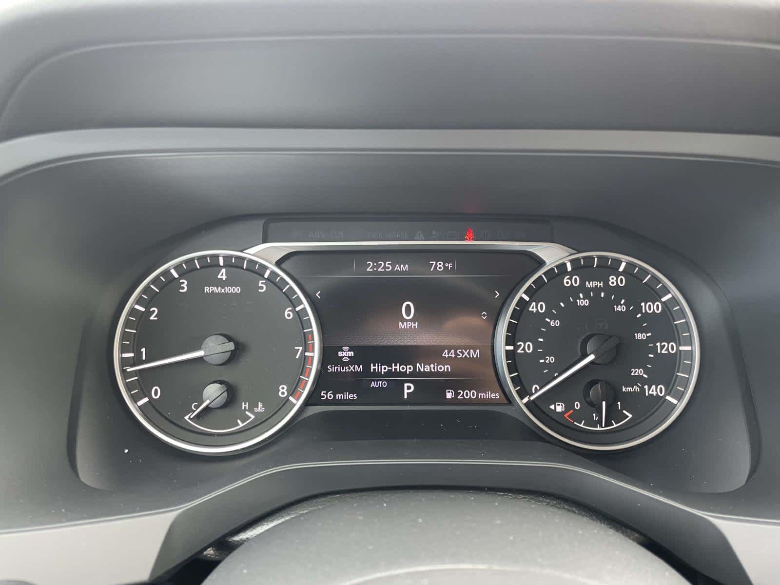 2025 Nissan Pathfinder S photo 32
