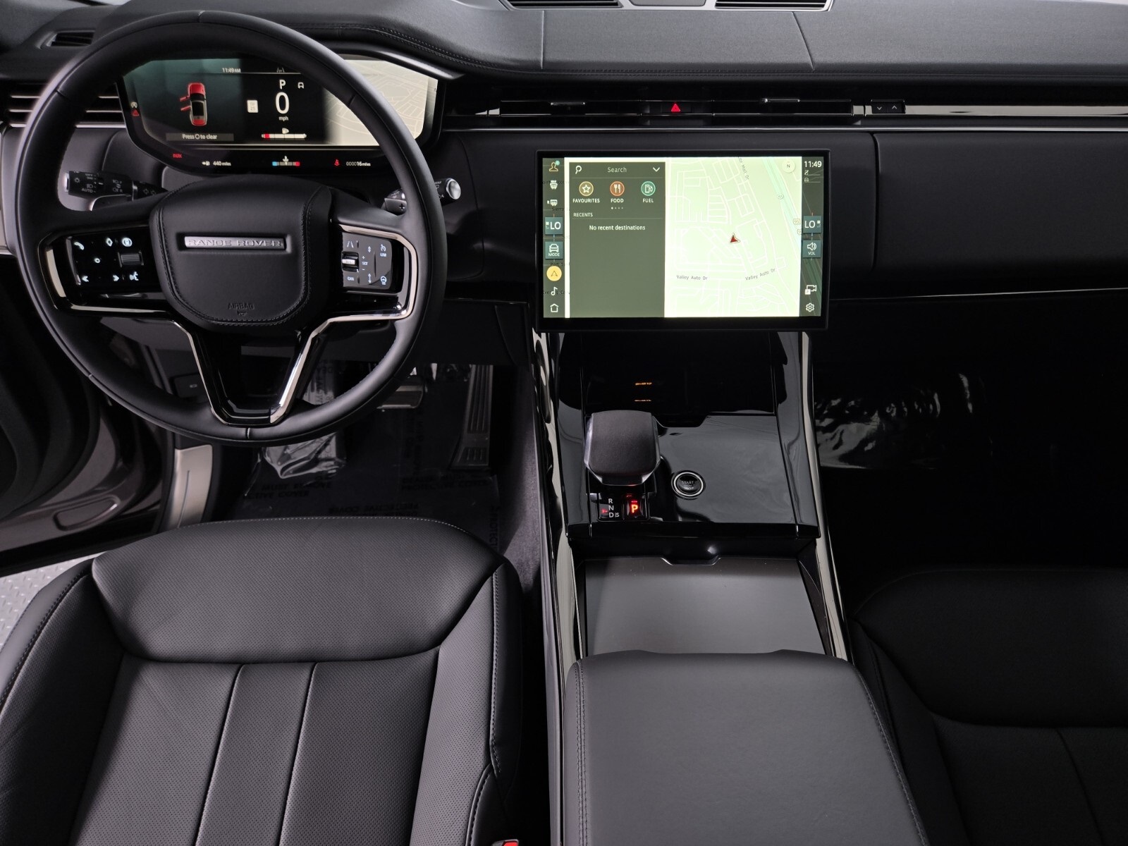 2025 Land Rover Range Rover Sport SE photo 3