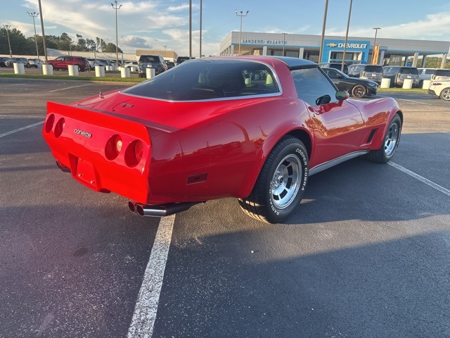 1981 Chevrolet Corvette Base photo 3