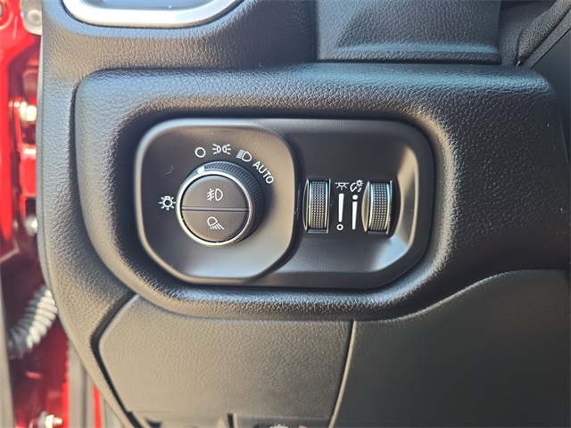 2024 Ram 3500 Laramie photo 22