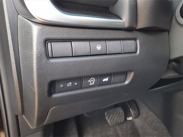 2026 Toyota RAV4 LE photo 4