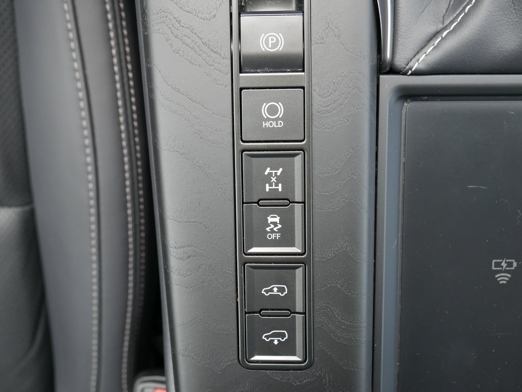 2024 Lexus LX 600 Luxury photo 27