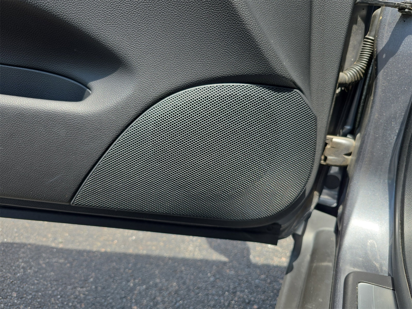 2017 Infiniti QX50 Base photo 16