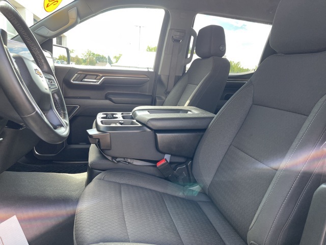 2023 Chevrolet Silverado 1500 LT photo 11
