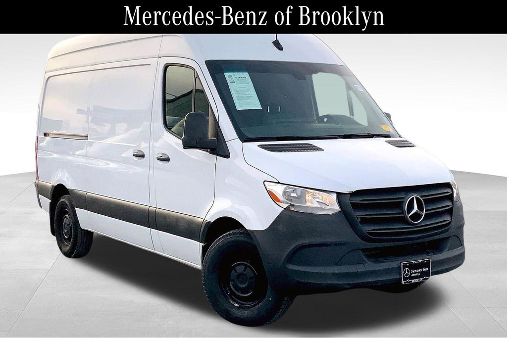 2022 Mercedes-Benz Sprinter Cargo Van Base's photo