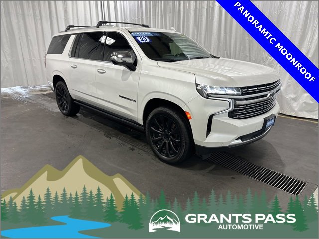 2023 Chevrolet Suburban Premier's photo