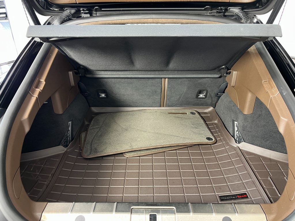 2015 Porsche Panamera Base S photo 14