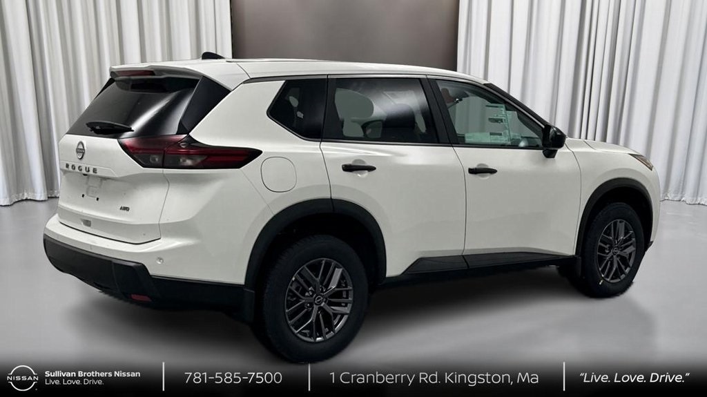 2025 Nissan Rogue S photo 5