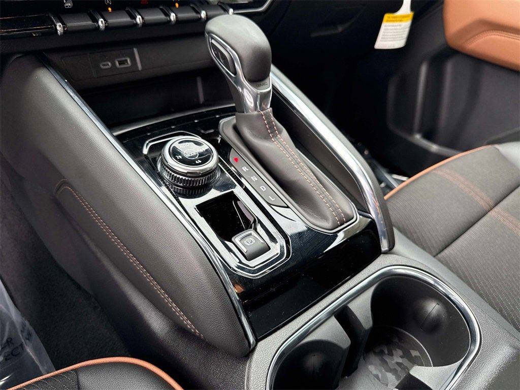 2025 Gmc Canyon AT4 photo 29
