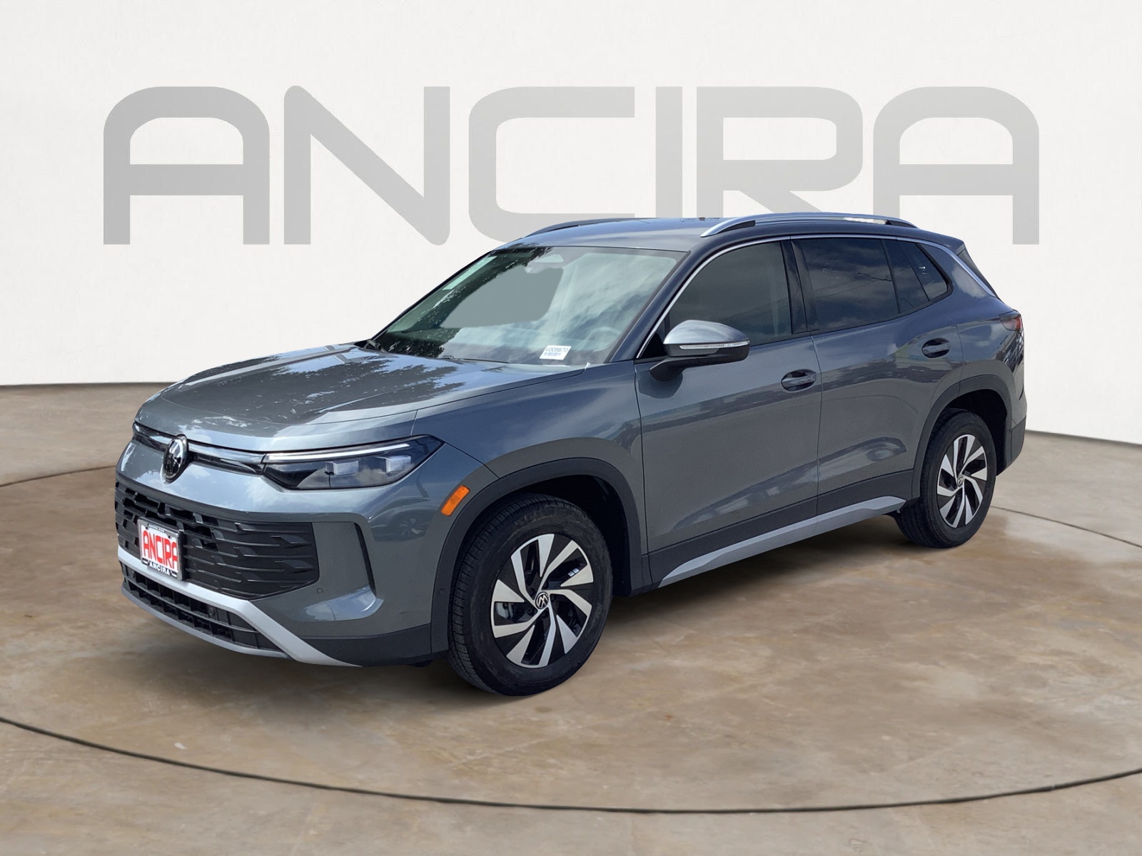 2025 Volkswagen Tiguan S photo 3