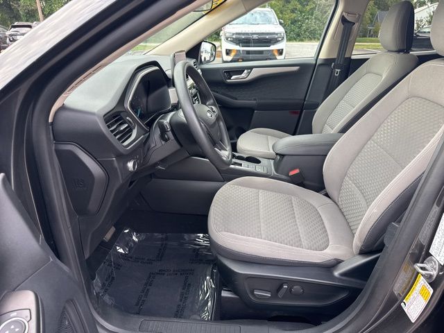 2020 Ford Escape SE photo 12