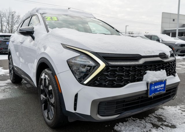 2023 Kia Sportage X-Line photo 2