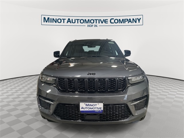 2025 Jeep Grand Cherokee Altitude X photo 2