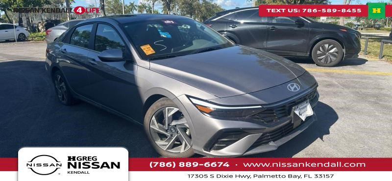 2024 Hyundai Elantra SEL's photo