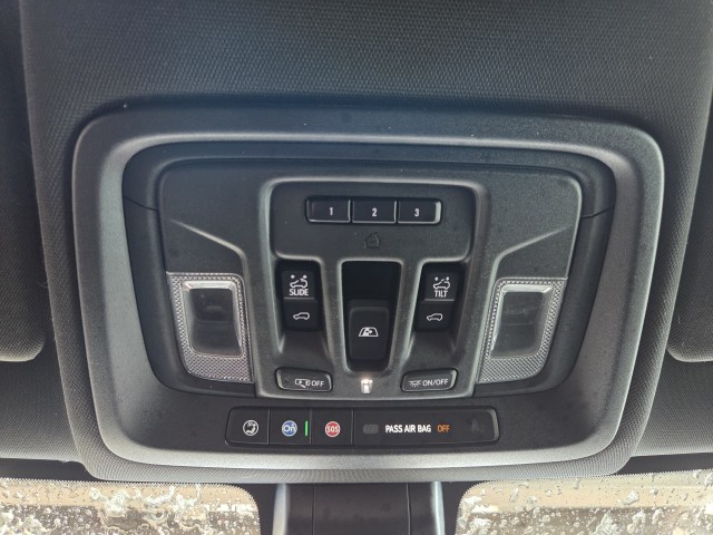 2021 Chevrolet Silverado 1500 High Country photo 45
