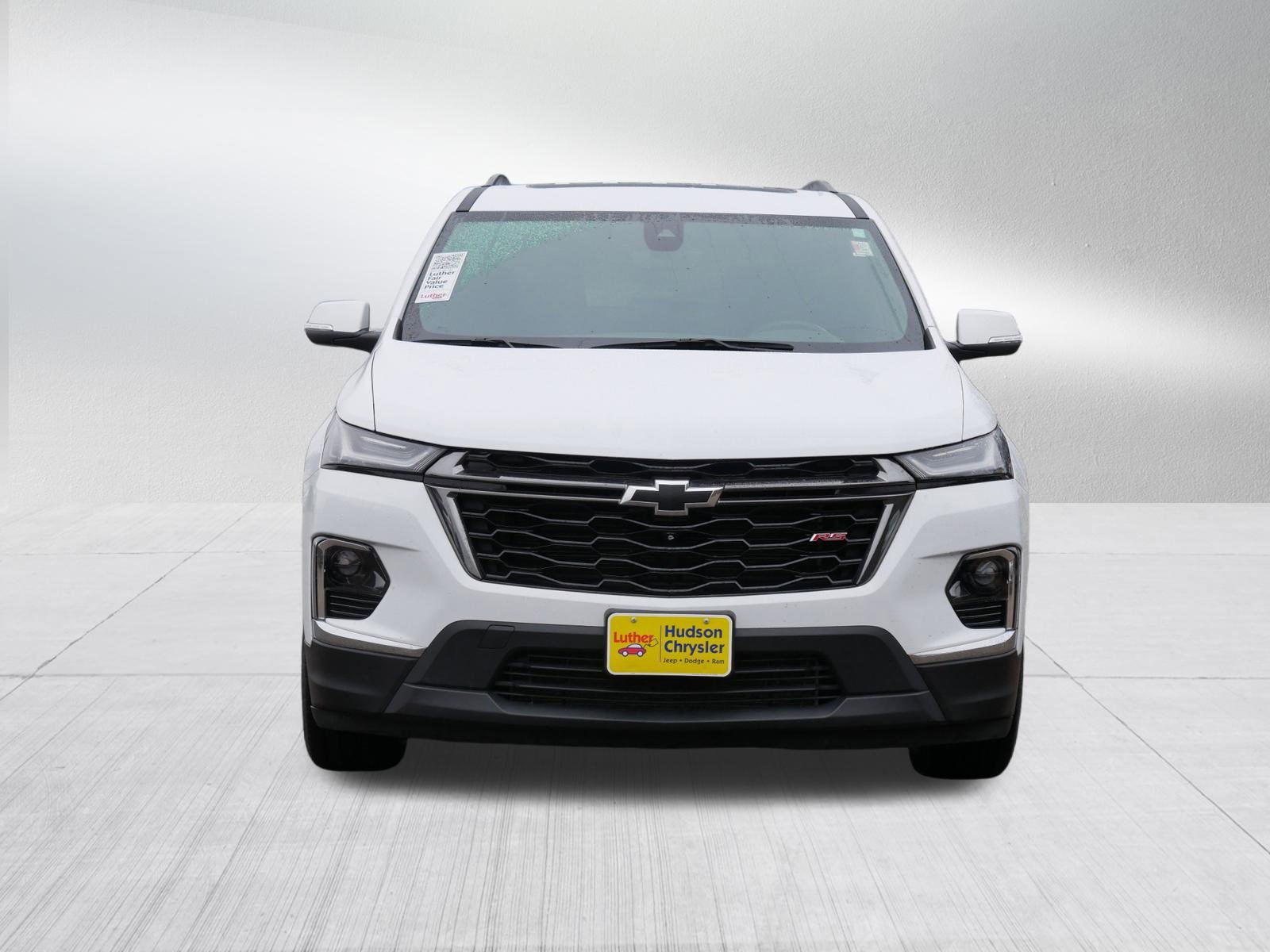 2023 Chevrolet Traverse RS photo 2