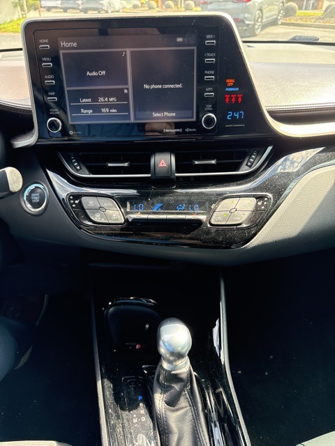2019 Toyota C-HR Limited photo 11