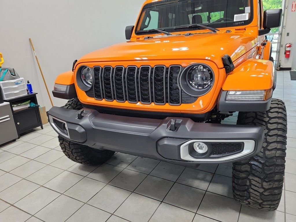 2025 Jeep Gladiator Sport S photo 26