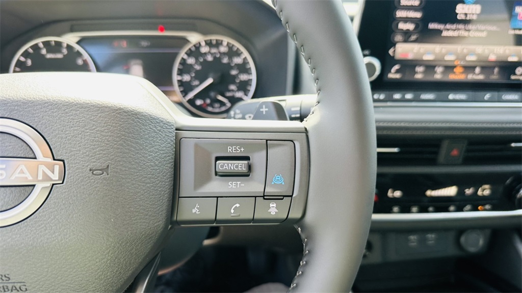 2026 Nissan Rogue SV photo 16