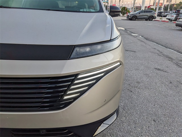 2026 Nissan Murano Platinum photo 2