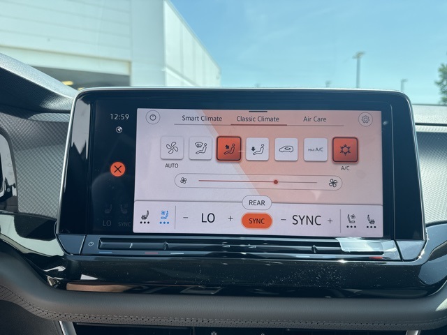 2025 Volkswagen Atlas Peak Edition SE photo 17