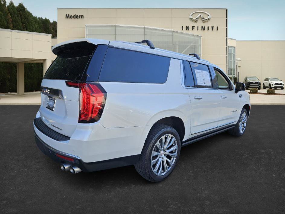 2021 Gmc Yukon XL Denali photo 3