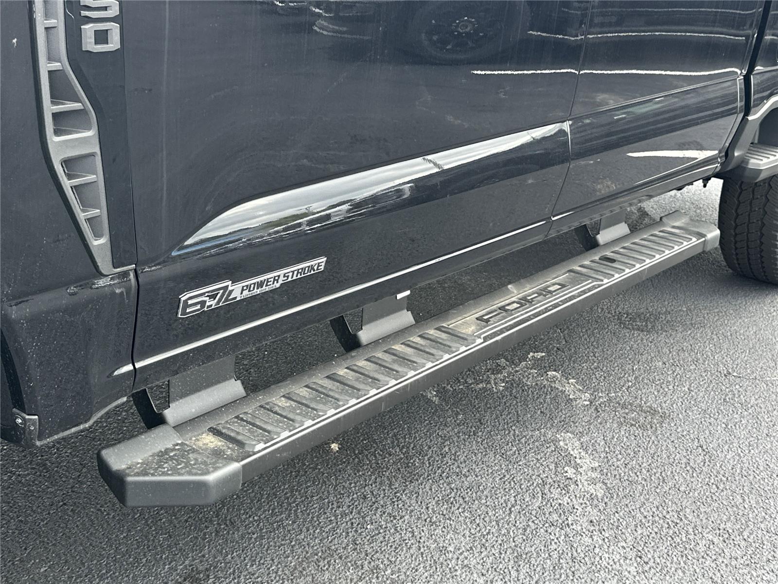 2025 Ford F-250 Lariat photo 40