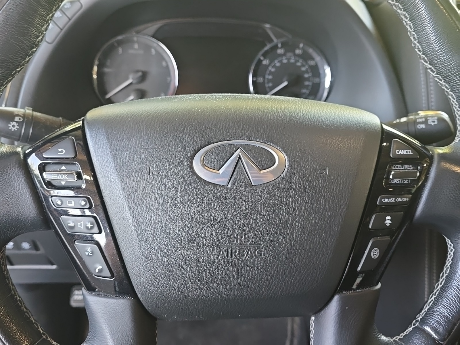 2020 Infiniti QX80 Luxe photo 19