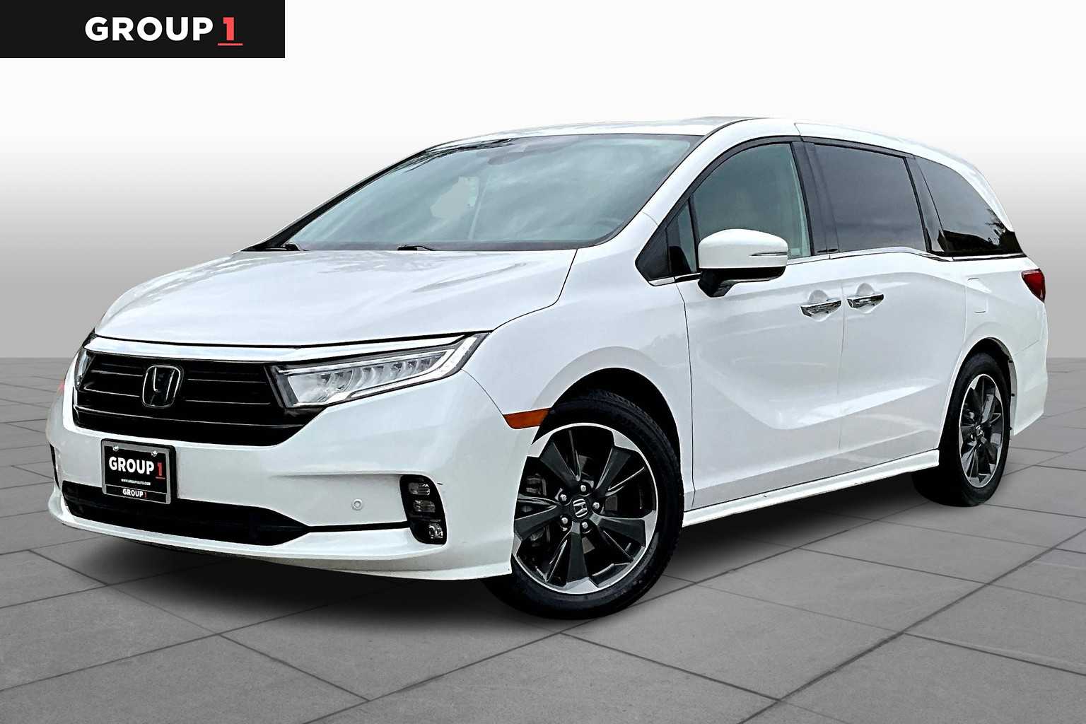 2023 Honda Odyssey Elite's photo