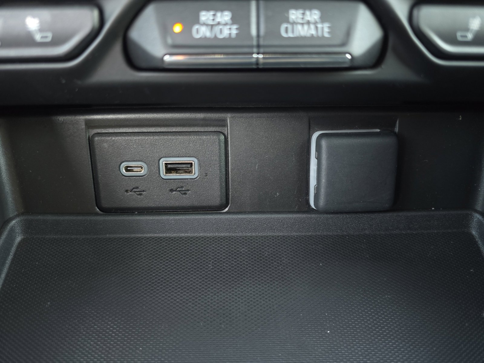 2023 Chevrolet Tahoe Z71 photo 17