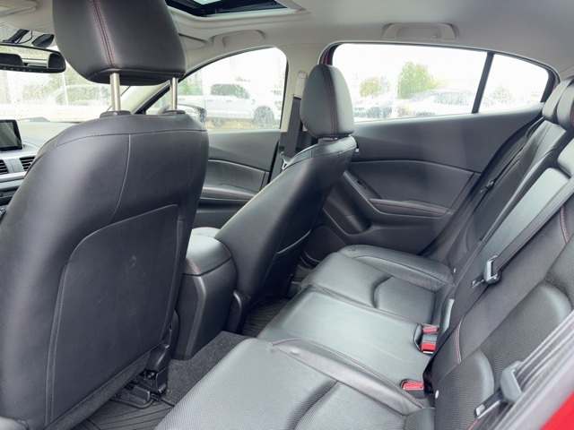 2015 Mazda Mazda3 s Grand Touring photo 9