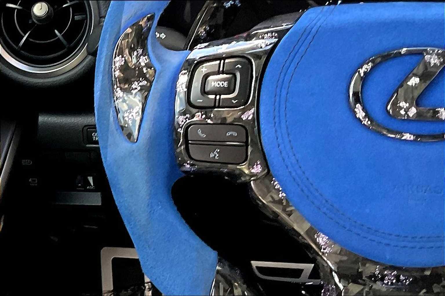 2022 Lexus IS F SPORT photo 17