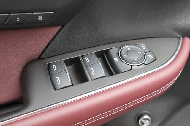2025 Buick Envision Sport Touring photo 10