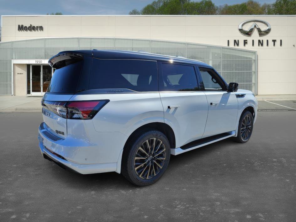2026 Infiniti QX80 photo 3