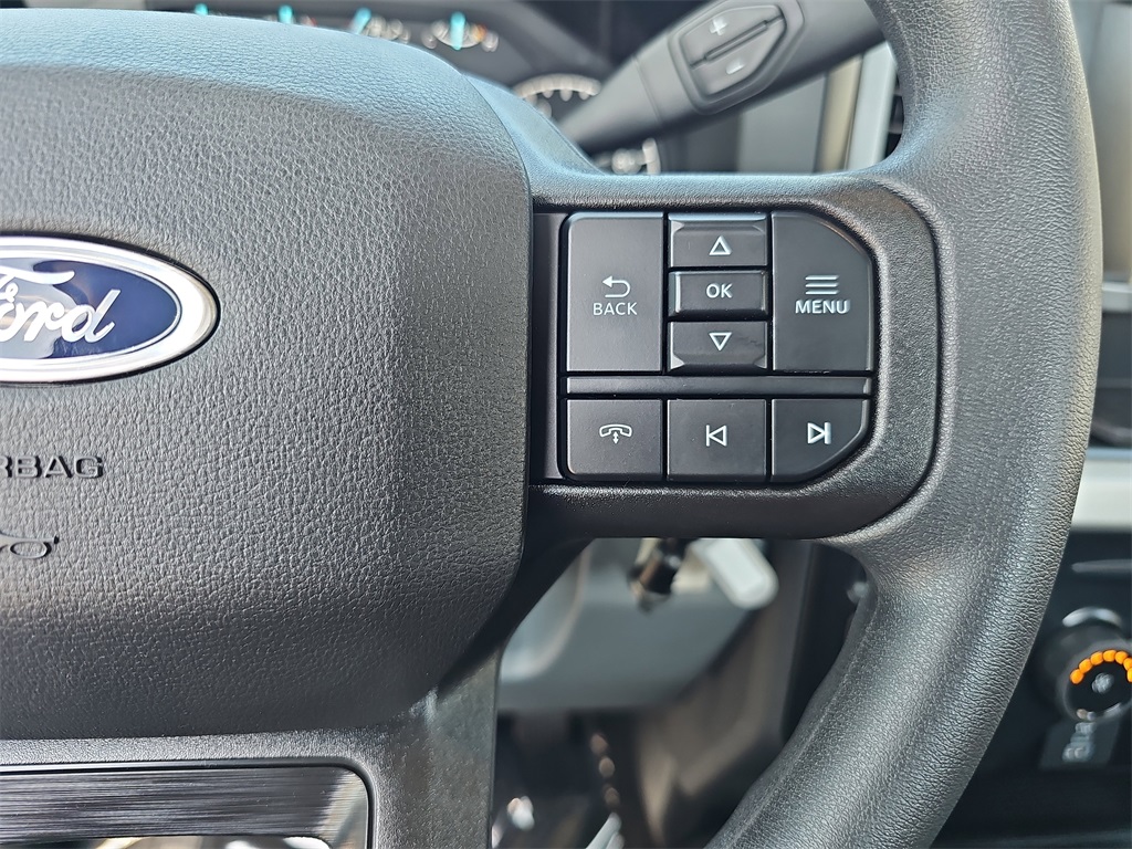 2025 Ford F-350 XL photo 16