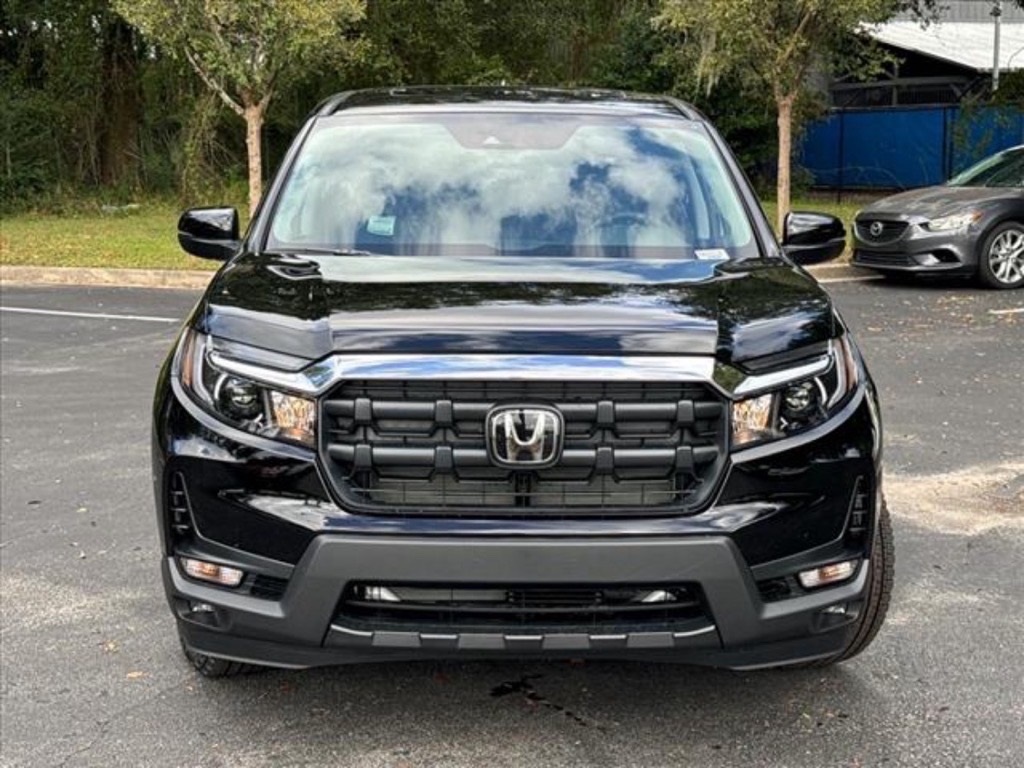 2025 Honda Ridgeline TrailSport photo 2