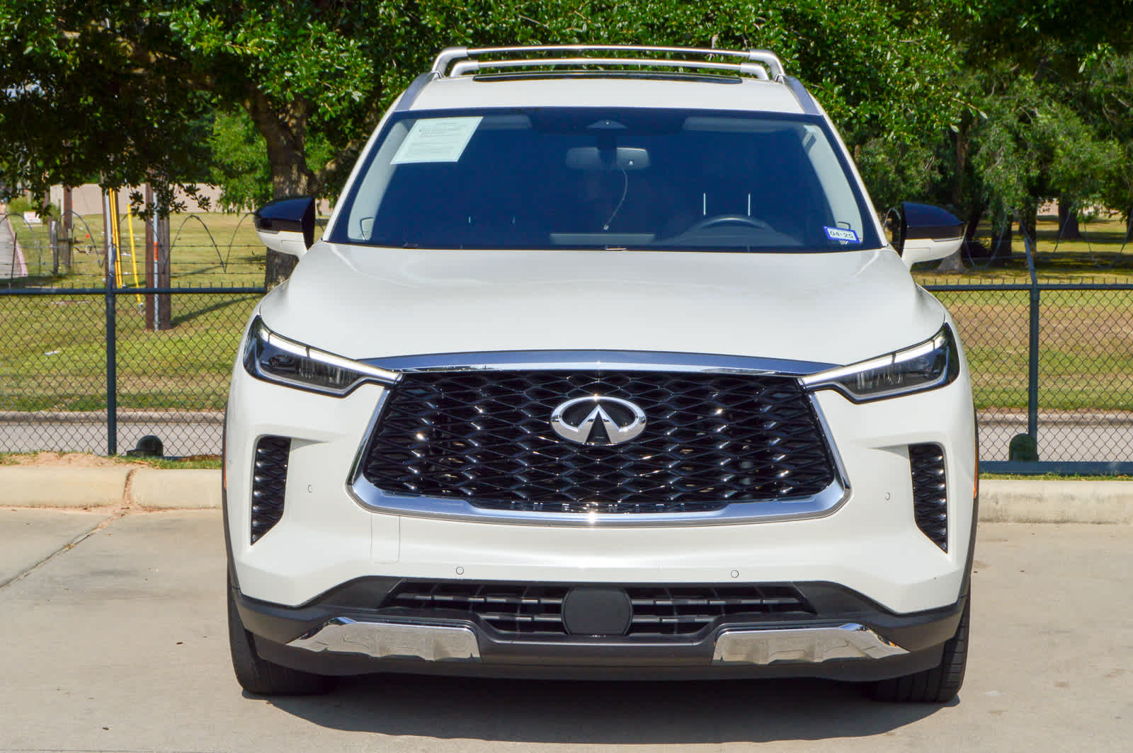 2022 Infiniti QX60 Sensory photo 2