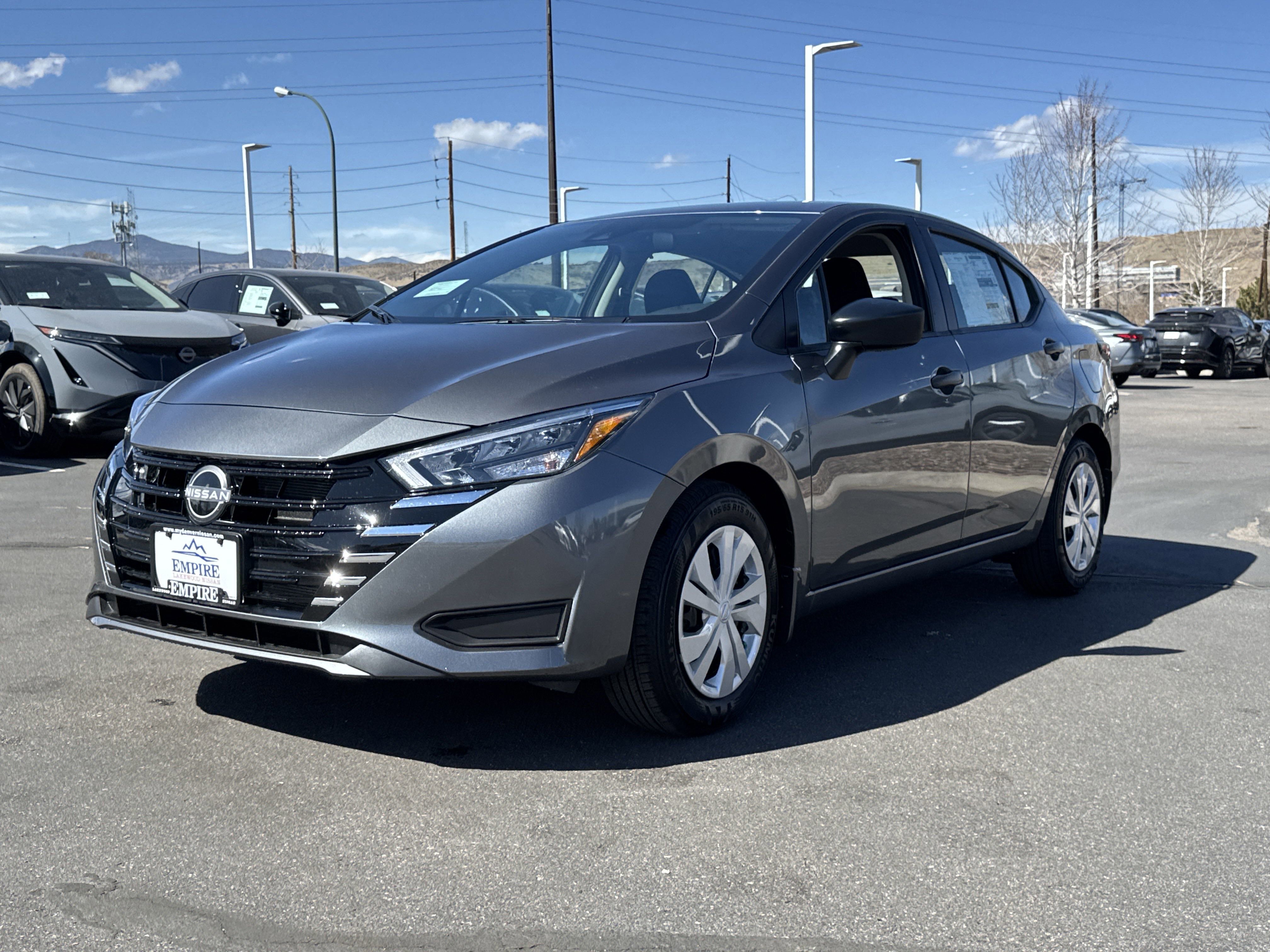 2025 Nissan Versa S photo 3