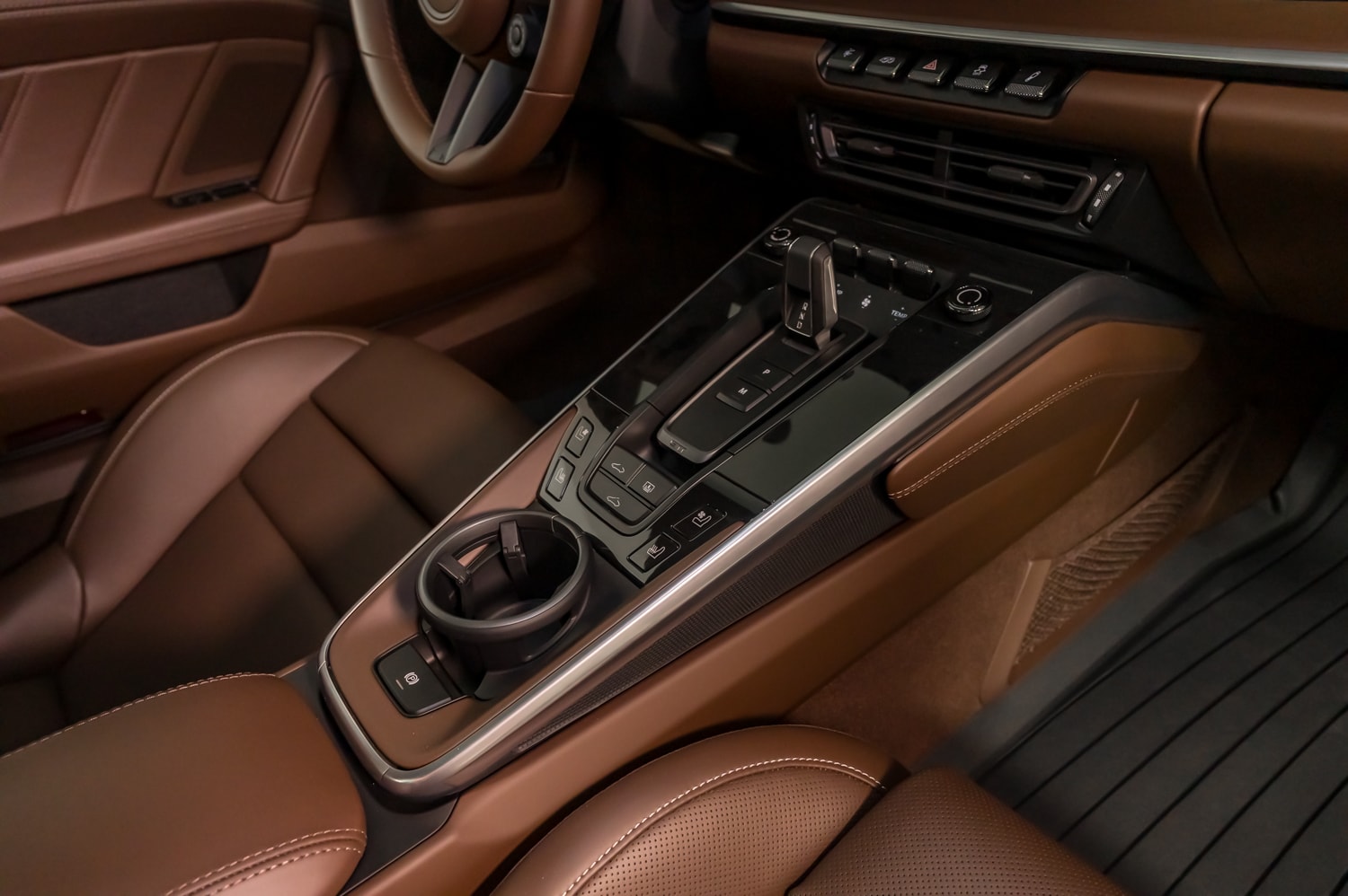 2024 Porsche 911 4 GTS photo 38
